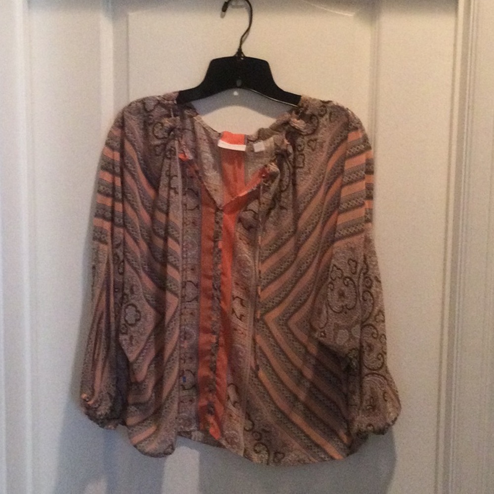 Beautiful lightweight top!!!